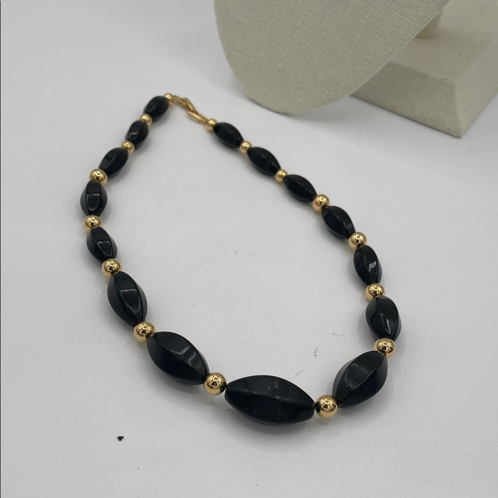 4.15.26-18 Napier Black Bead Necklace with Gold-Tone Accents 8.5”